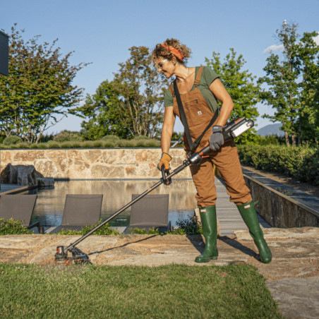 Optez pour le PACK Kress KG161 : débroussailleuse performante, batterie 2 Ah et chargeur 3 A inclus. Parfait pour vos travaux de