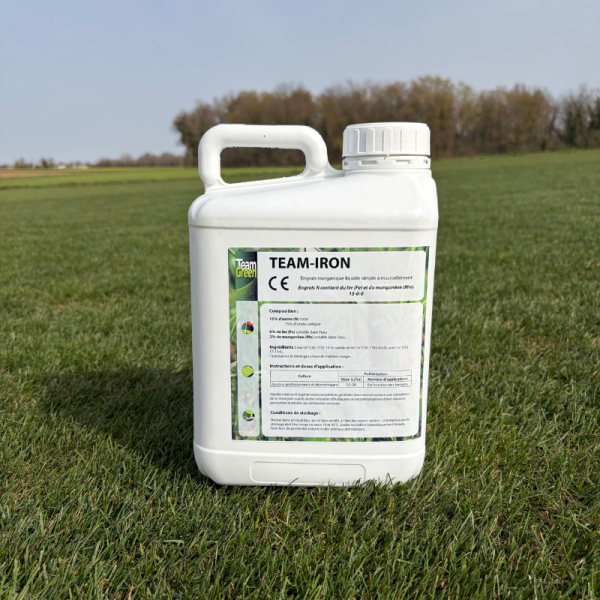 Engrais liquide reverdissant TEAM-IRON pour gazon effet rapide