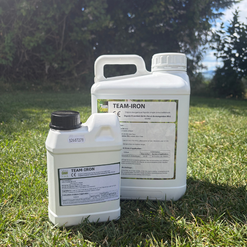 Engrais liquide reverdissant TEAM-IRON pour gazon effet rapide
